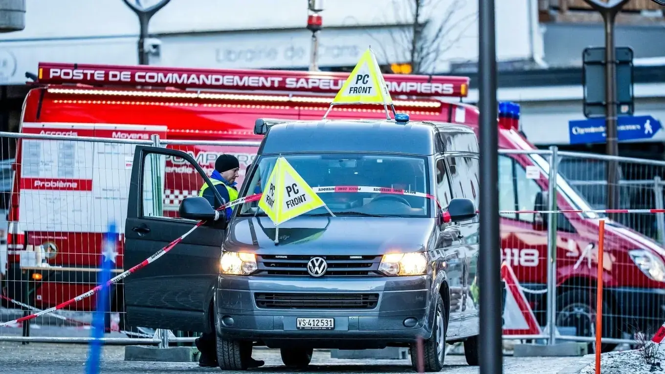 Số người thương vong trong vụ nổ khu trượt tuyết ở Thụy Sĩ tăng mạnh